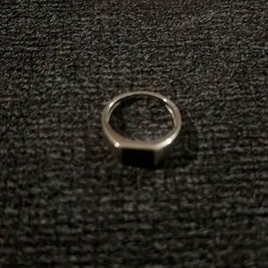 Size 8 silver Black Onyx ring
